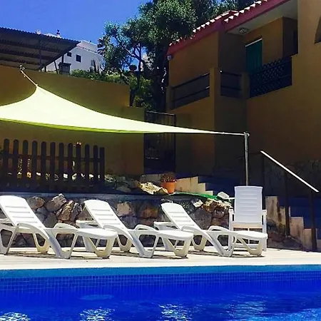 Claire Village بيت للعطل